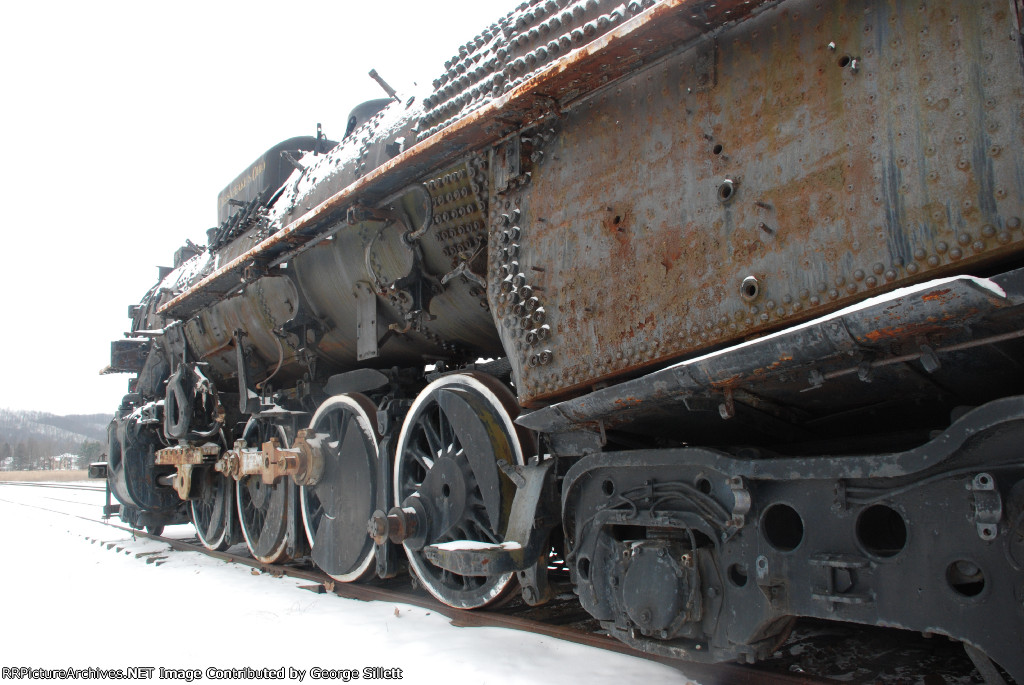 2700 sadly looking towards the main...